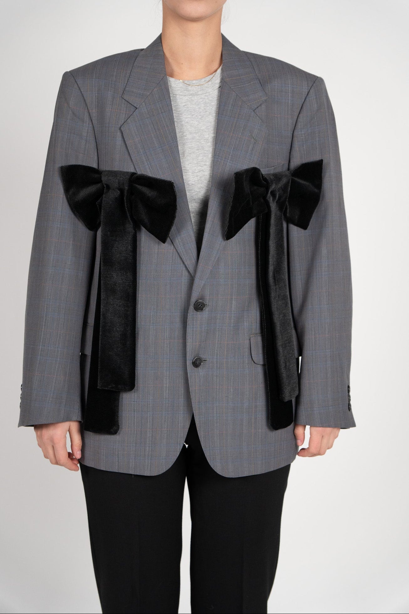 Sacou Lejer Cu Funde Din Catifea