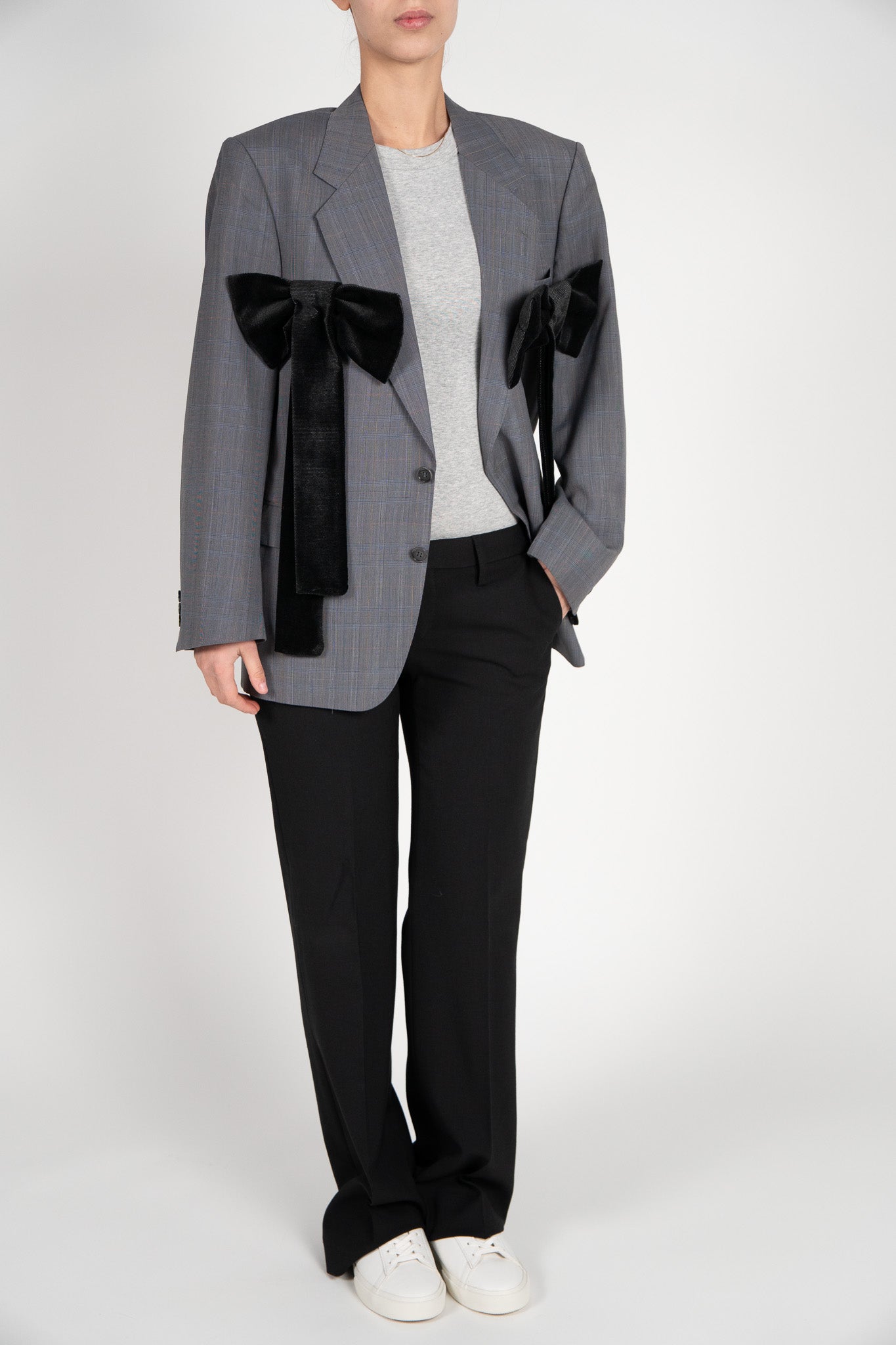 Sacou Lejer Cu Funde Din Catifea