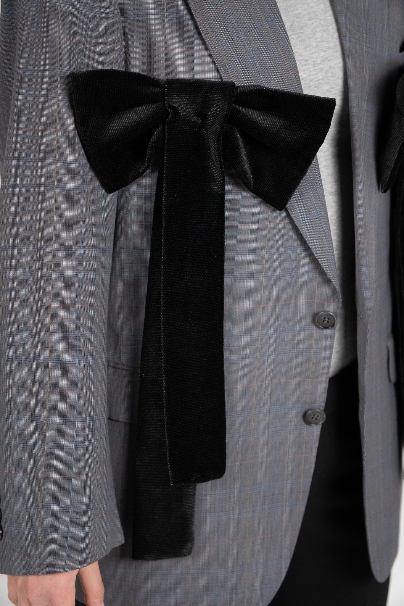 Sacou Lejer Cu Funde Din Catifea