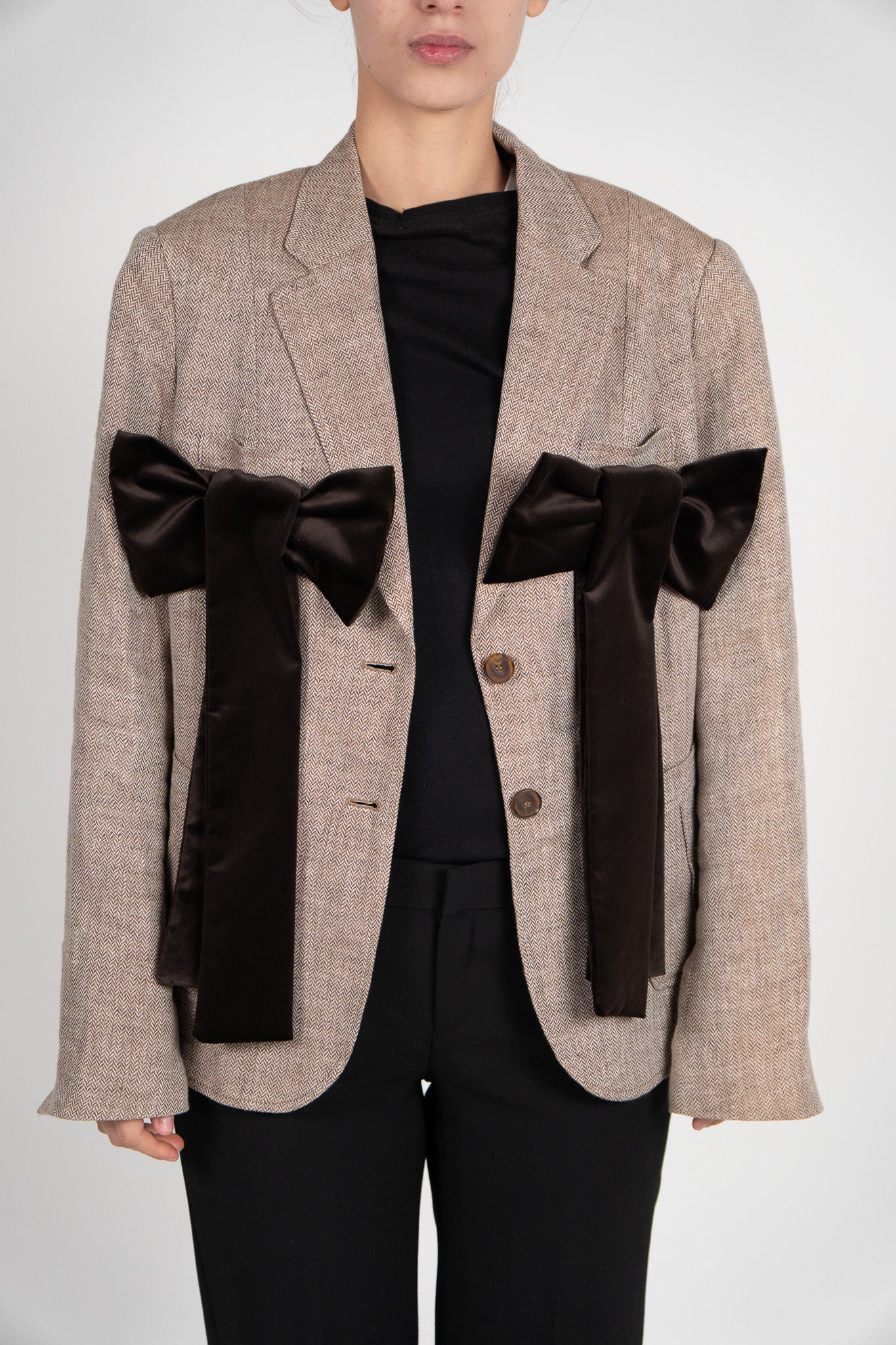 Sacou din In 100% "Herringbone" cu Funde din Catifea