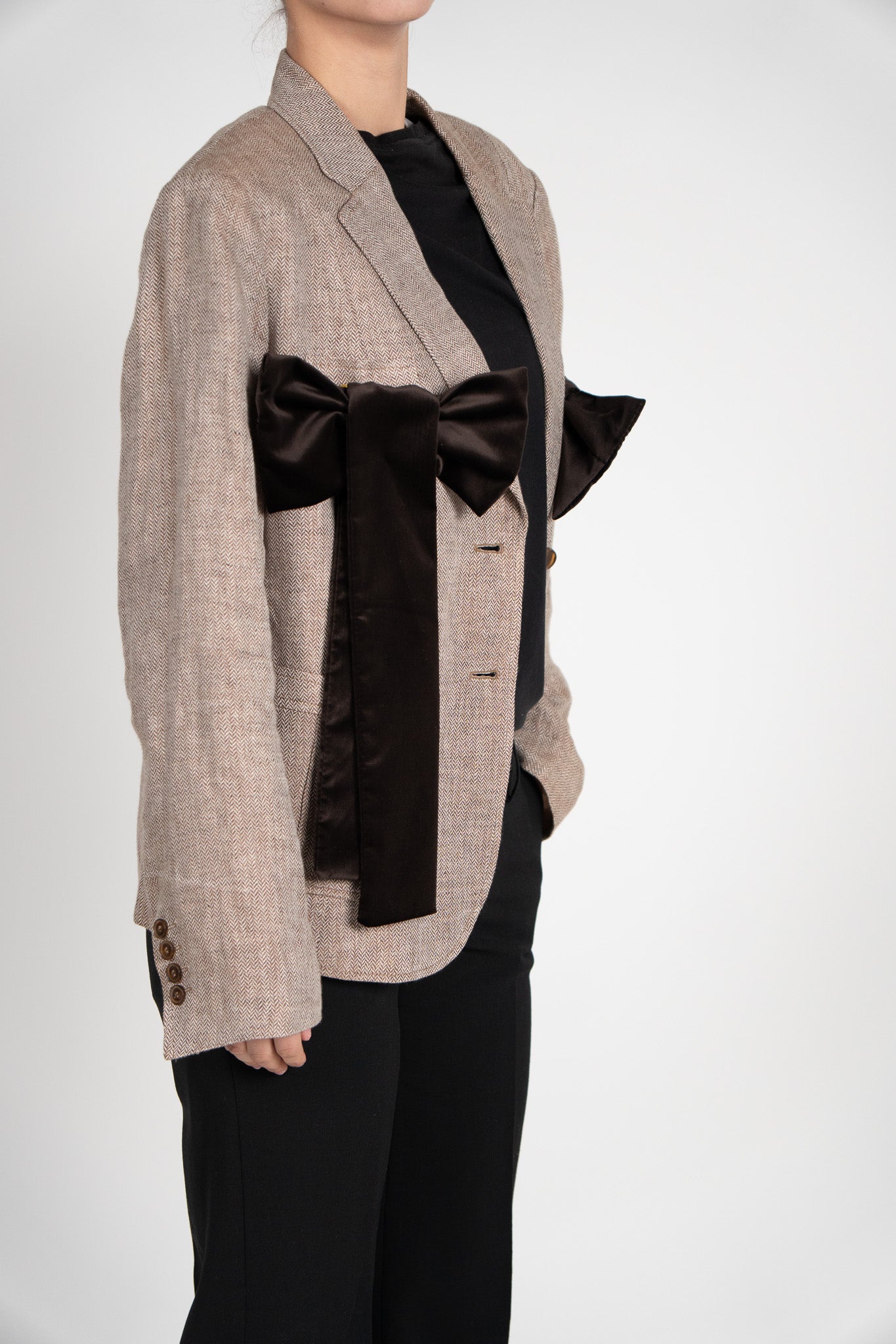 Sacou din In 100% "Herringbone" cu Funde din Catifea